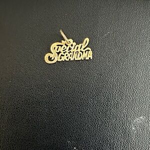 Gold 'Special Grandma' Charm